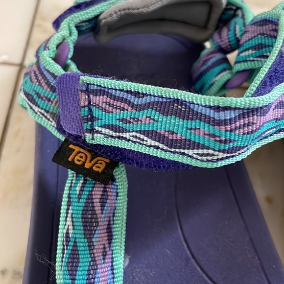 Teva sandals. Like new.  Worn only couple times - Picture 2 of 4